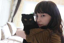 李奈映