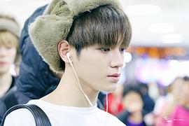 李泰容