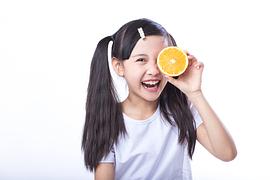 严丹彤