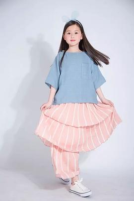 黄林依阳