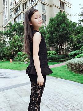 黄林依阳