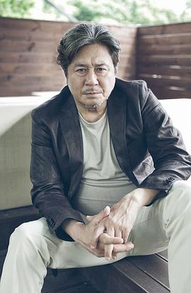 崔岷植
