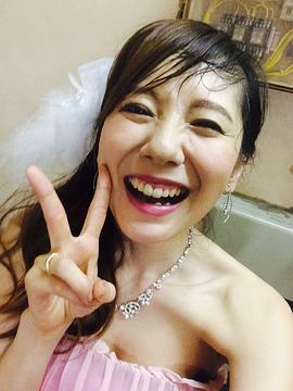 麻美由真