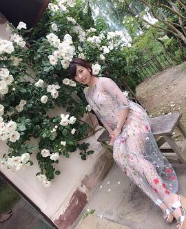由爱可奈
