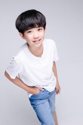 曹英睿