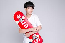 曹英睿