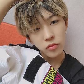 李希侃