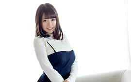 月本爱