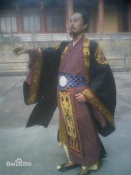 张栋