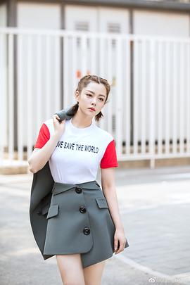 刘一含