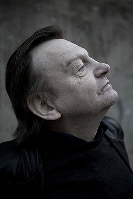 Mark E. Smith
