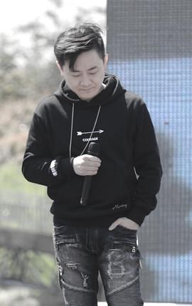 张杰