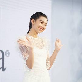 蓝妮·卡彭