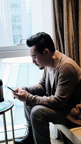 张颂文
