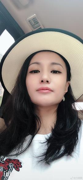 万美汐