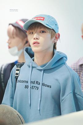 李泰容