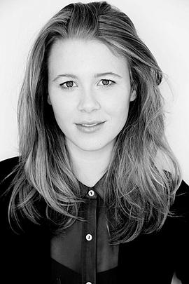 Anna McGahan