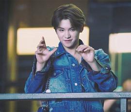 黄明昊