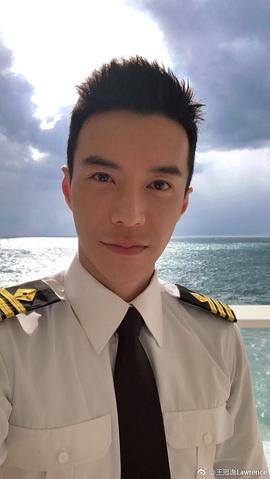王冠逸