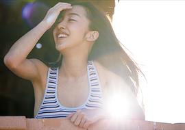 板野友美