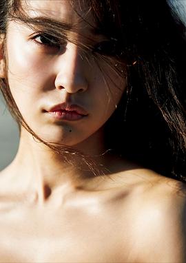 板野友美