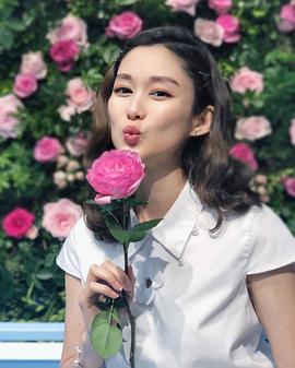 岑丽香