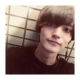 山本凉介