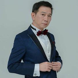 袁富华