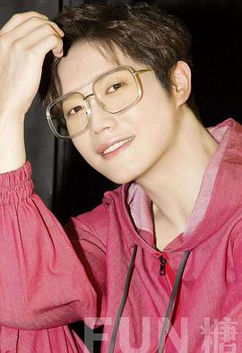 李嘉铭
