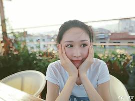 张雯