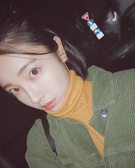 向里忧香