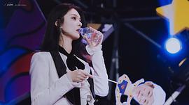 傅菁