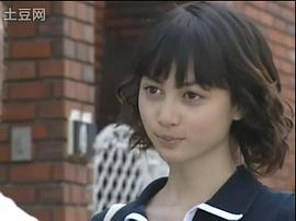 山田麻衣子