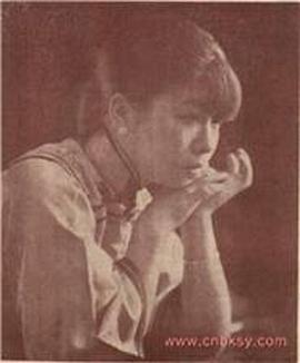 何梅影