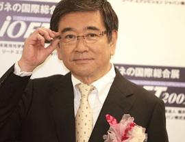 石坂浩二