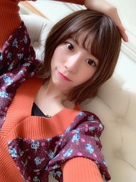东村芽依