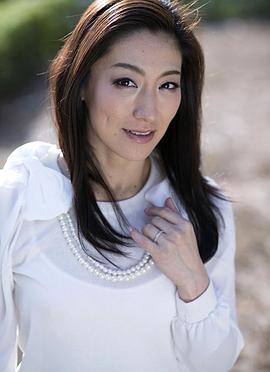 松本まりな