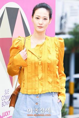 李英珍
