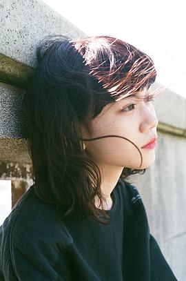栗林蓝希