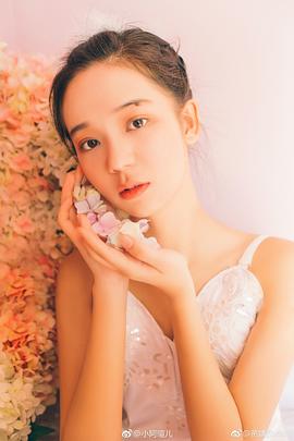 黄婧仪