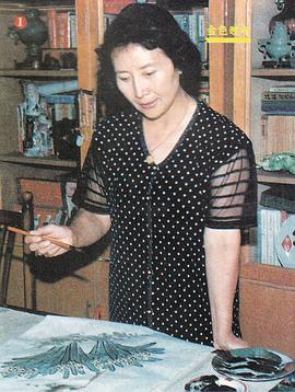 袁霞