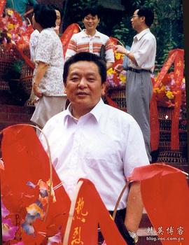 王岳军