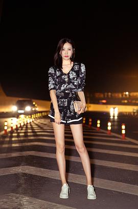 施予斐
