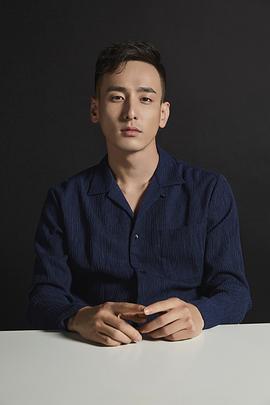 任彬