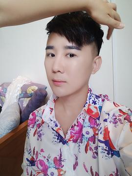 孔雀哥哥