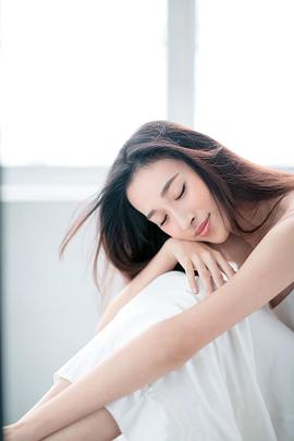 张馨比