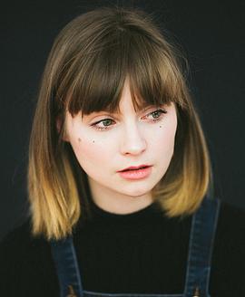 洛拉·佩蒂克鲁