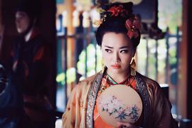 马莉