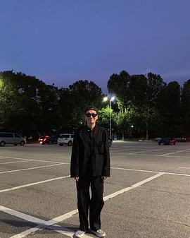 李东辉