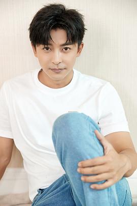 李佳航